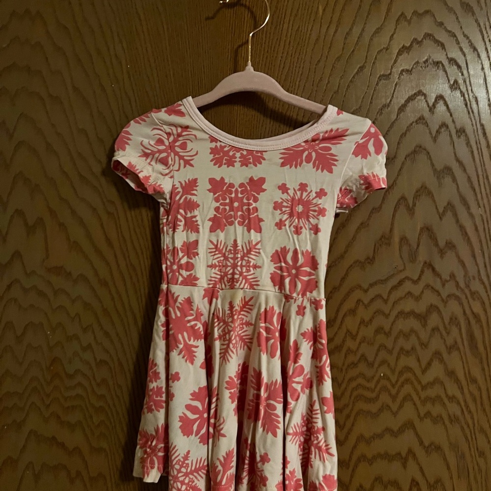Pink Hawaiian Quilt Dress (Coco Moon)